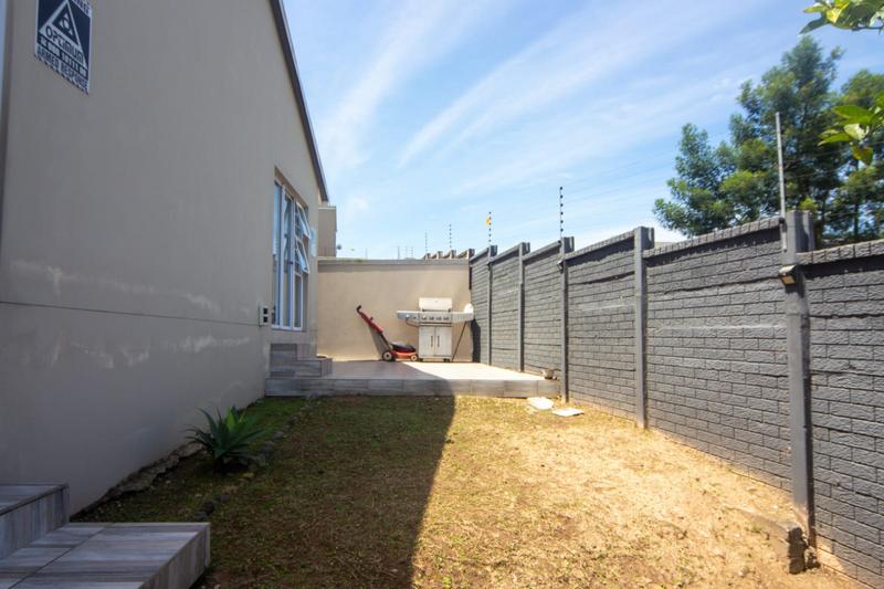 2 Bedroom Property for Sale in Nahoon Valley Park Eastern Cape